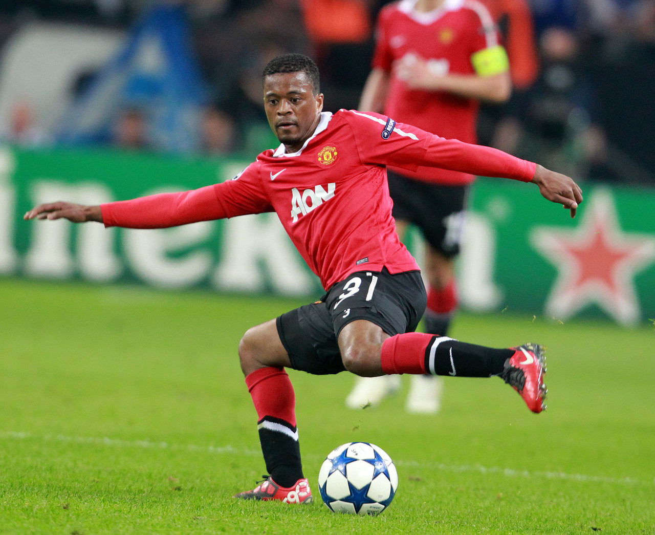 导致连续两 导致连续两